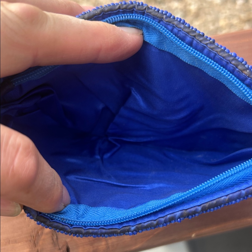 Beaded Blue Turtle Wristlet Clutch - Picture 6 of 13